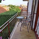 Danica Apartman