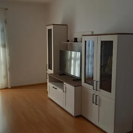 Danica Apartment *