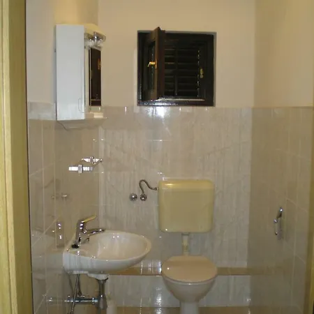 Danica Apartment *
