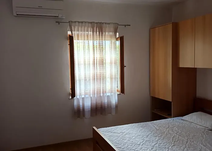 Danica Apartman *